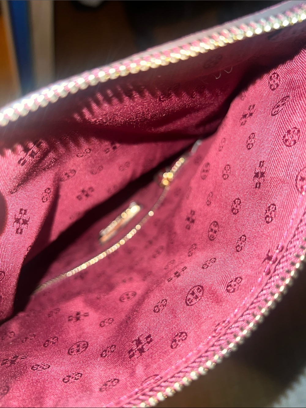 tory burch foldable crossbody bag - Picture 4 of 6